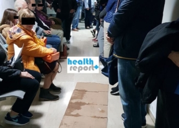 Οι ουρές της ντροπής στα φαρμακεία του ΕΟΠΥΥ ζουν και βασιλεύουν! Σε απόγνωση ασθενείς και εργαζόμενοι (ΦΩΤΟ)