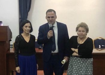 Βράβευση του φυσίατρου Ευθύμιου Κουλούλα