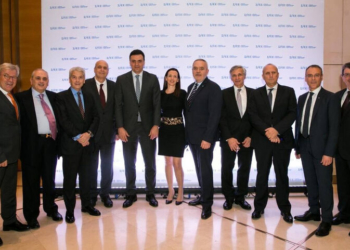 Τριετές μνημόνιο συνεργασίας με τον κλάδο του φαρμάκου – Δέσμευση Κικίλια στον ΣΦΕΕ