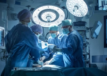 Οι εξουθενωμένοι γιατροί και η «αμυντική» ιατρική