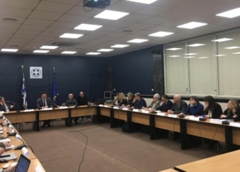 Υπουργείο Υγείας: Αυτή είναι η νέα ομάδα κρούσης για τον κοροναϊό! Όλα τα ονόματα